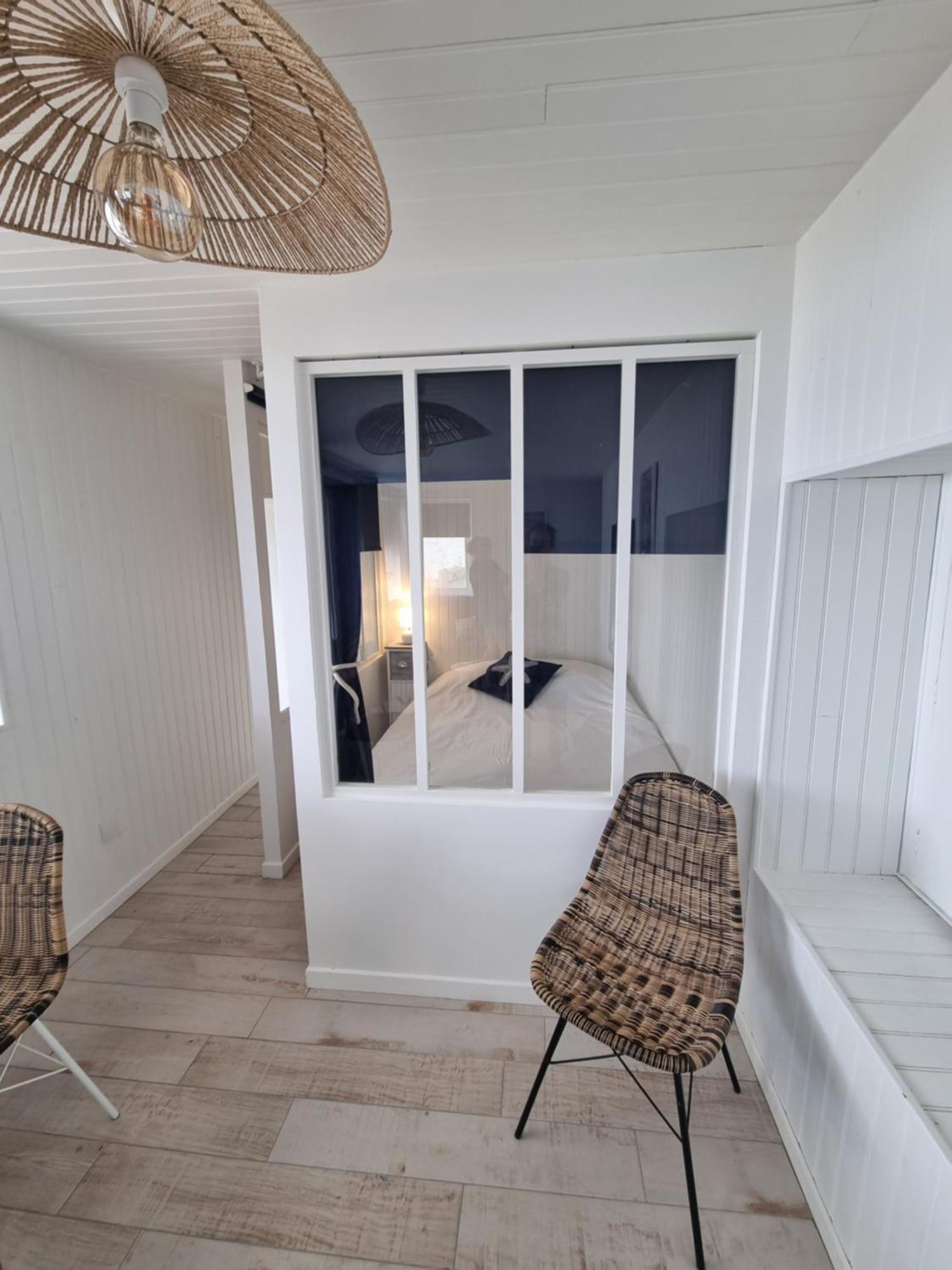 Petite Maison Avec Jardin Face Holiday home *