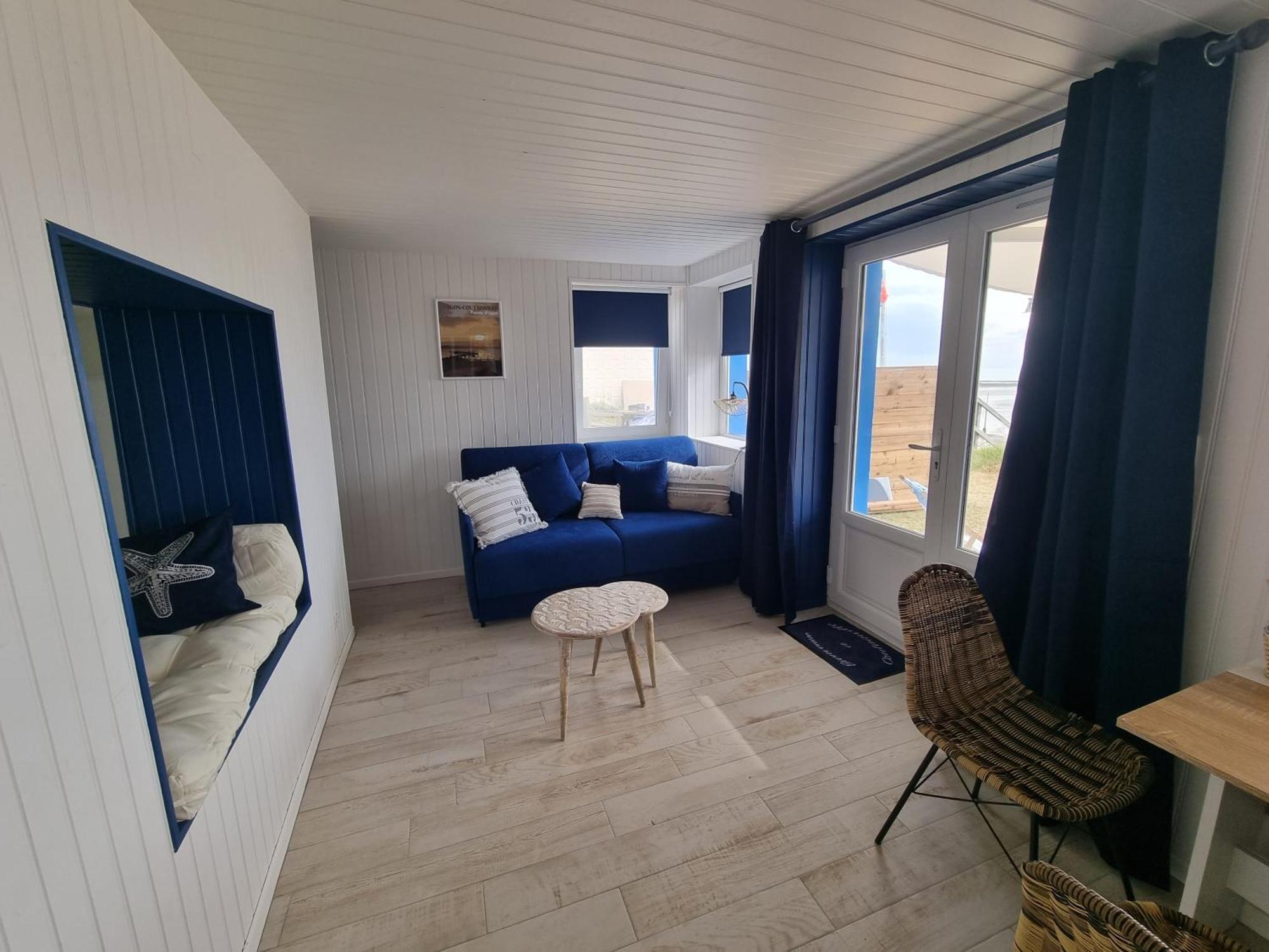 Holiday home Petite Maison Avec Jardin Face *